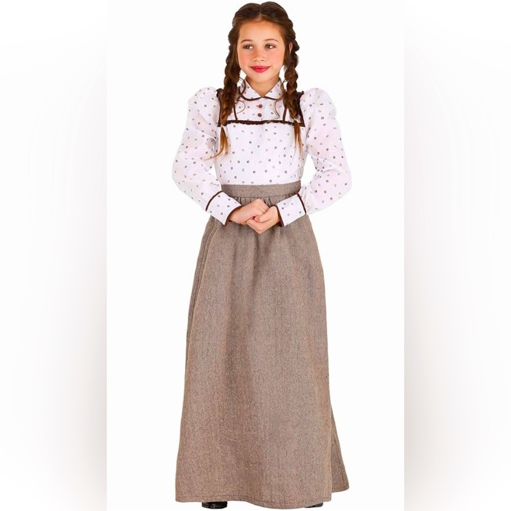Girls Westward Pioneer Halloween costume Size Large, with cowboy boots and hat